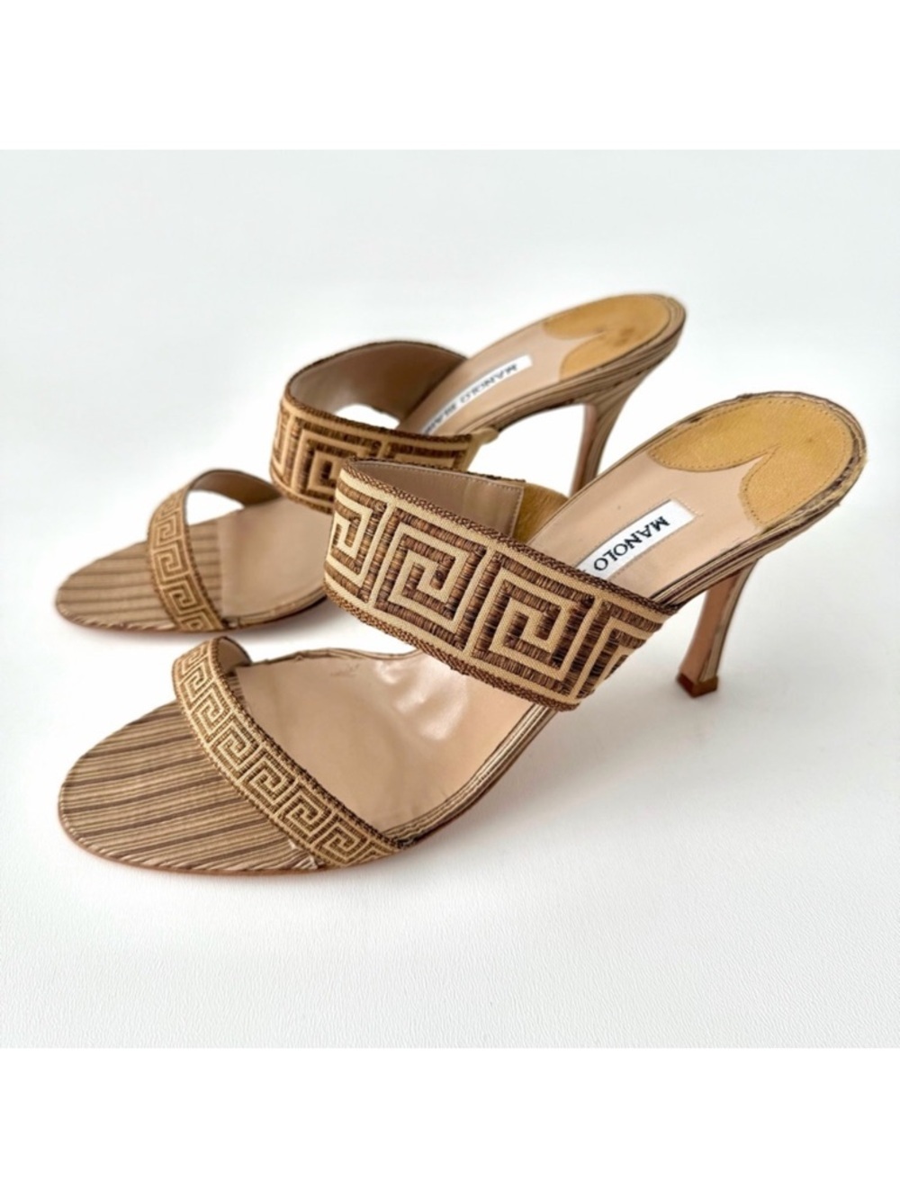 MANOLO BLAHNIK | Y2K Woven Greek Key Mule Heels Brown EU 39 Italy